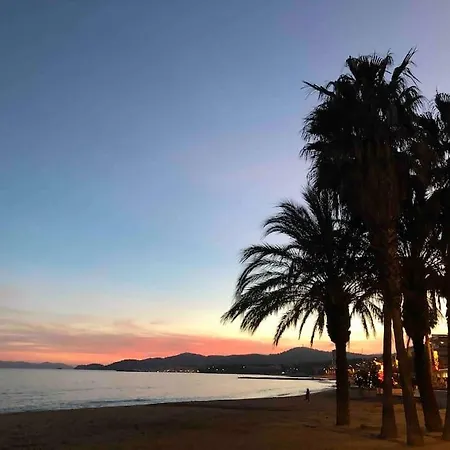 Vue Au Lavandou Апартаменти
