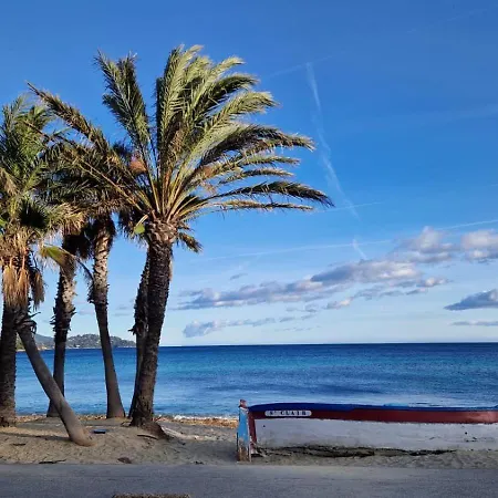 Vue Au Lavandou